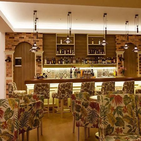 Irenes Resort Káto Loutrákion Zewnętrze zdjęcie